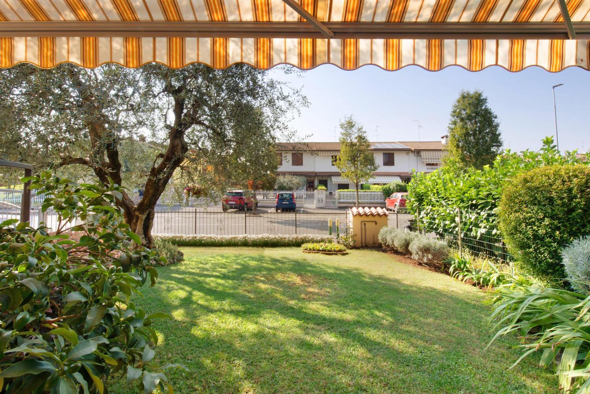 Casa Elli Villa Osio Sotto Eksteriør billede
