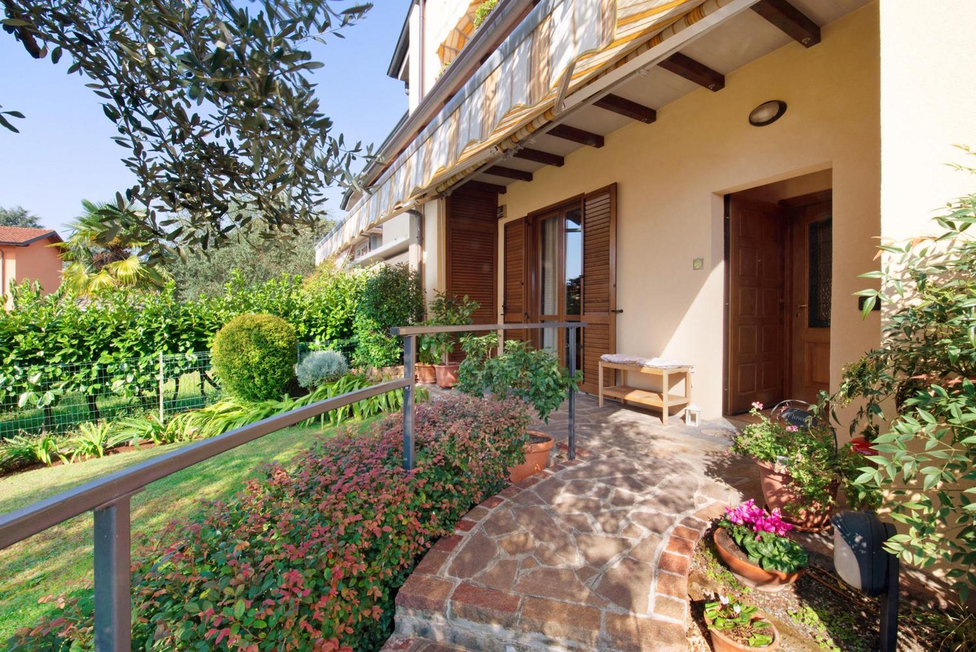 Casa Elli Villa Osio Sotto Eksteriør billede